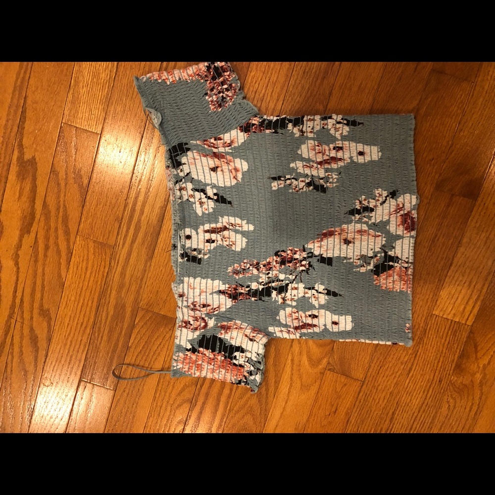 Pacsun Crop top